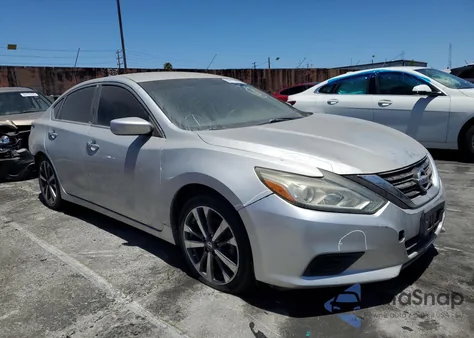 2016 Nissan Altima 2.5 из США, поврежденный, VIN 1N4AL3AP7GC121616